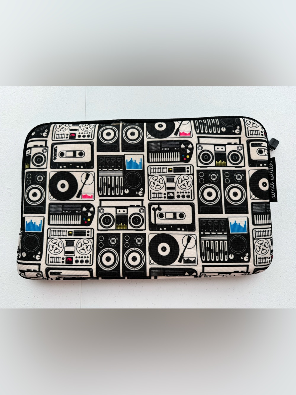 Aimee Wilder Retro Music DJ Laptop Sleeve 13" Padded Zip Case Boombox Print
